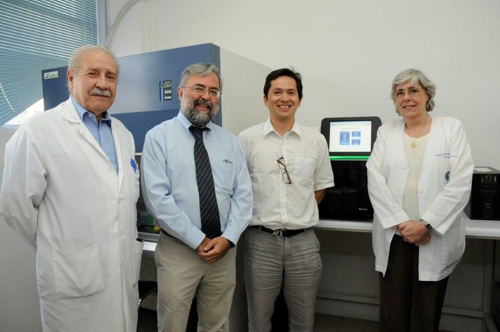 From left to right: Rafael Blanco, PhD, Human Genetic Program Director. Manuel Kukuljan, PhD, Faculty of Medicine Dean. Ricardo Verdugo, PhD, Fondequip Project EQM140157 Director. Carmen Larrañaga, PhD, ICBM Director.